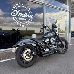Harley Davidson Street bob  Thillois
