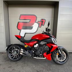 Ducati Diavel  Vert-Saint-Denis