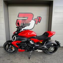 Ducati Diavel  Vert-Saint-Denis