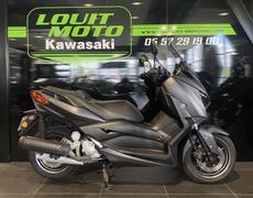 Yamaha X MAX