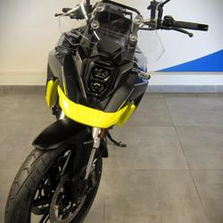 Suzuki M  Valenton