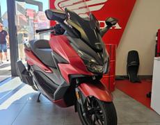 Honda Forza Étupes