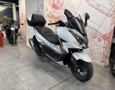 Honda Forza Paris 12e Arrondissement