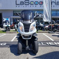 Peugeot Metropolis  Saint-Martin-d'H&egrave;res