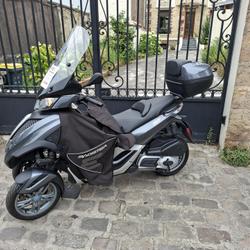 Piaggio MP3  Issy-les-Moulineaux