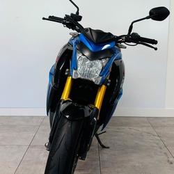 Suzuki GSXS  Villefranche-sur-Sa&ocirc;ne