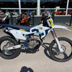 Husqvarna FE  Chen&ocirc;ve