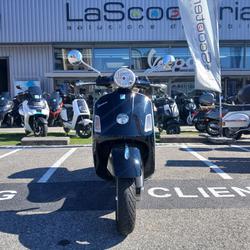 Vespa GT  Saint-Martin-d'H&egrave;res