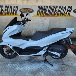 Honda PCX  Vitrolles
