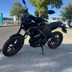 Yamaha MT 125  Pontarlier