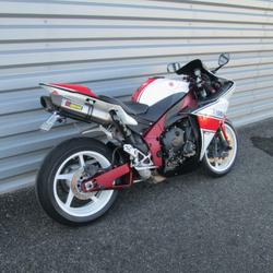 Yamaha YZF R1  Auch