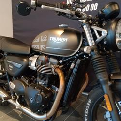 Triumph Street  M&eacute;rignac