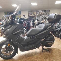 Honda Forza  Tr&eacute;gueux