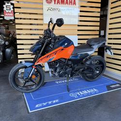 KTM Duke  Royan