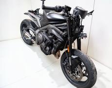 Triumph Street Pressigny-les-Pins