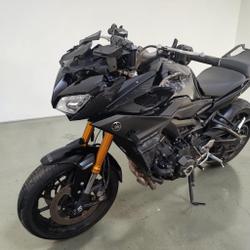Yamaha MT09  Pressigny-les-Pins