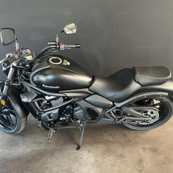 Kawasaki Vulcan 650  Saint-Germain-Laprade