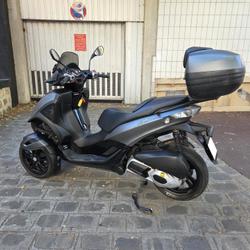 Piaggio MP3  Issy-les-Moulineaux