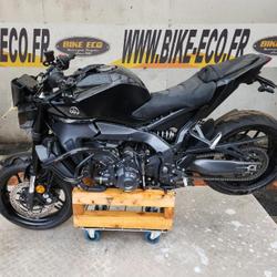 Yamaha MT09  Vitrolles