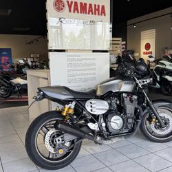 Yamaha XJR 1300  Coigni&egrave;res