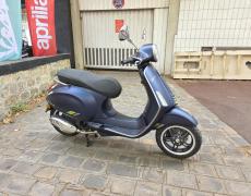 Vespa Primavera Issy-les-Moulineaux