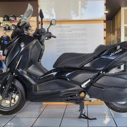 Yamaha X MAX  B&eacute;ziers