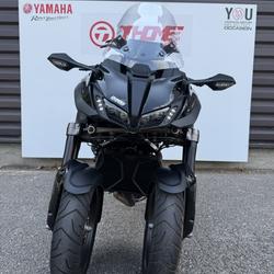 Yamaha Niken  N&icirc;mes