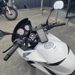 Honda CBF  Tr&eacute;gueux