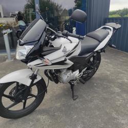 Honda CBF  Tr&eacute;gueux