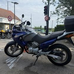 Honda Varadero 125  Chambourcy