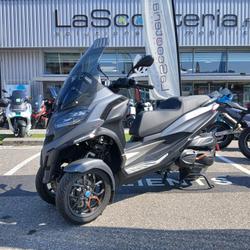 Piaggio MP3  Saint-Martin-d'H&egrave;res