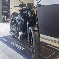 Yamaha MT07  D&eacute;ville-l&egrave;s-Rouen