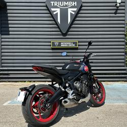 Triumph Trident  N&icirc;mes