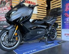 Yamaha T MAX Royan