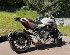 MV-Agusta Stradale Saint-Germain-Laprade