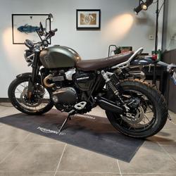 Triumph Scrambler  Montlh&eacute;ry