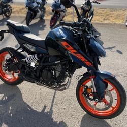 KTM Duke  Chen&ocirc;ve