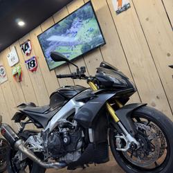 Aprilia Tuono  Chambourcy