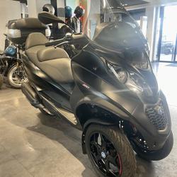 Piaggio MP3  Levallois-Perret