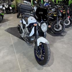 Suzuki Gladius  N&icirc;mes