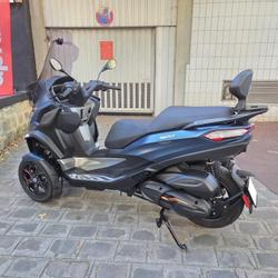 Piaggio MP3  Issy-les-Moulineaux