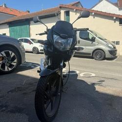 Honda CBF  Chambourcy