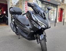 Honda Forza Paris 11e Arrondissement