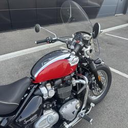 Triumph Speedmaster  Rochefort-du-Gard