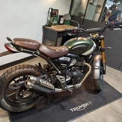 Triumph Scrambler  Montlh&eacute;ry