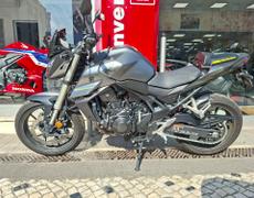 Honda Hornet Athis-Mons