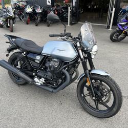 Guzzi V7  Pontivy