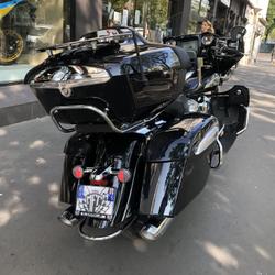 Indian Roadmaster  Paris 17e Arrondissement