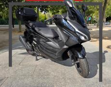 Honda Forza Paris 14e Arrondissement