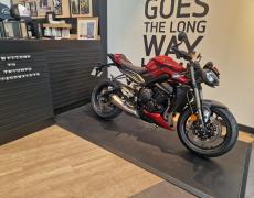 Triumph Street Louveciennes